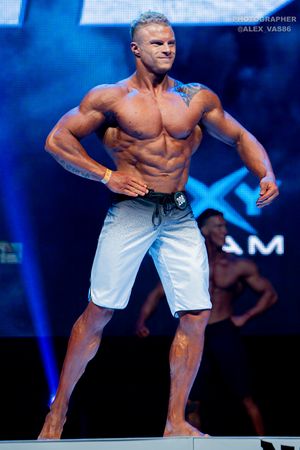 MEN'S PHYSIQUE НОВИЧКИ